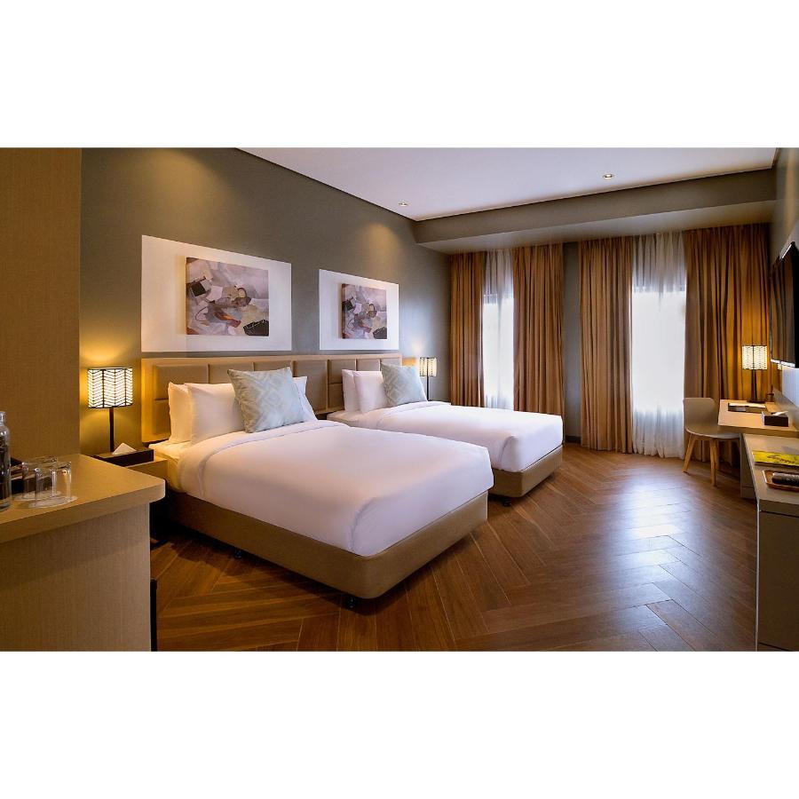Summit Hotel Greenhills Quezon City Exterior foto